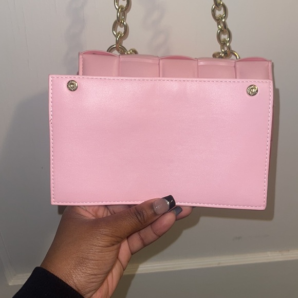 Pink purse - Picture 10 of 16